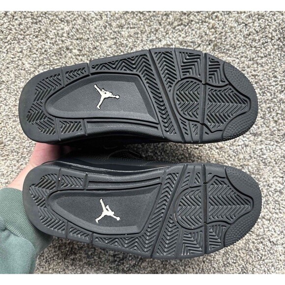 Nike Air Jordan 4 Retro Black Cat Size 4 Youth (Size 5.5 Women's) - Picture 5 of 8